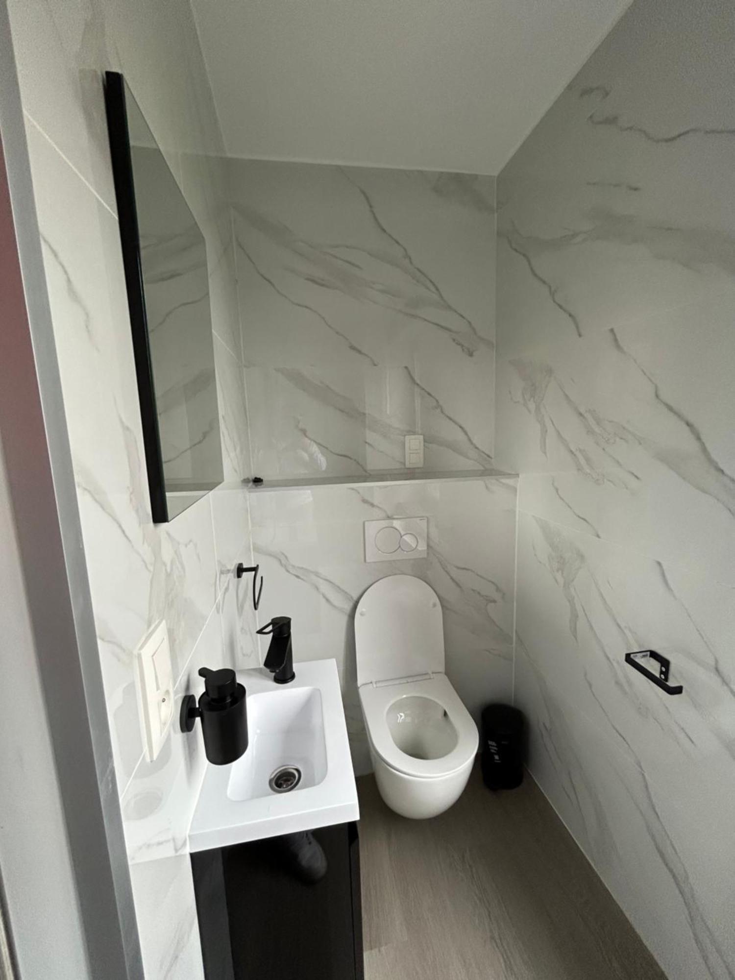 Foursuites Liege Luaran gambar