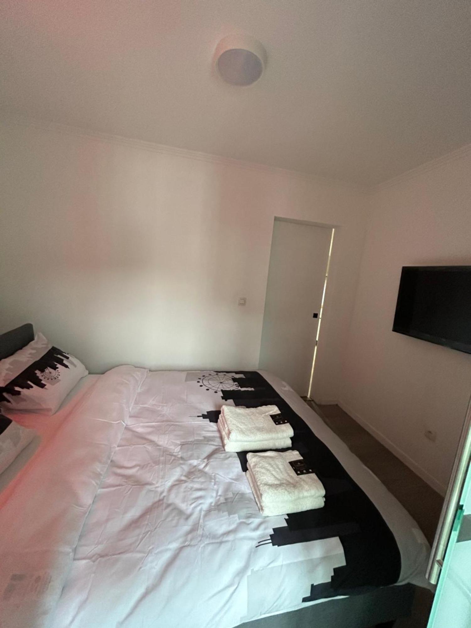 Foursuites Liege Luaran gambar