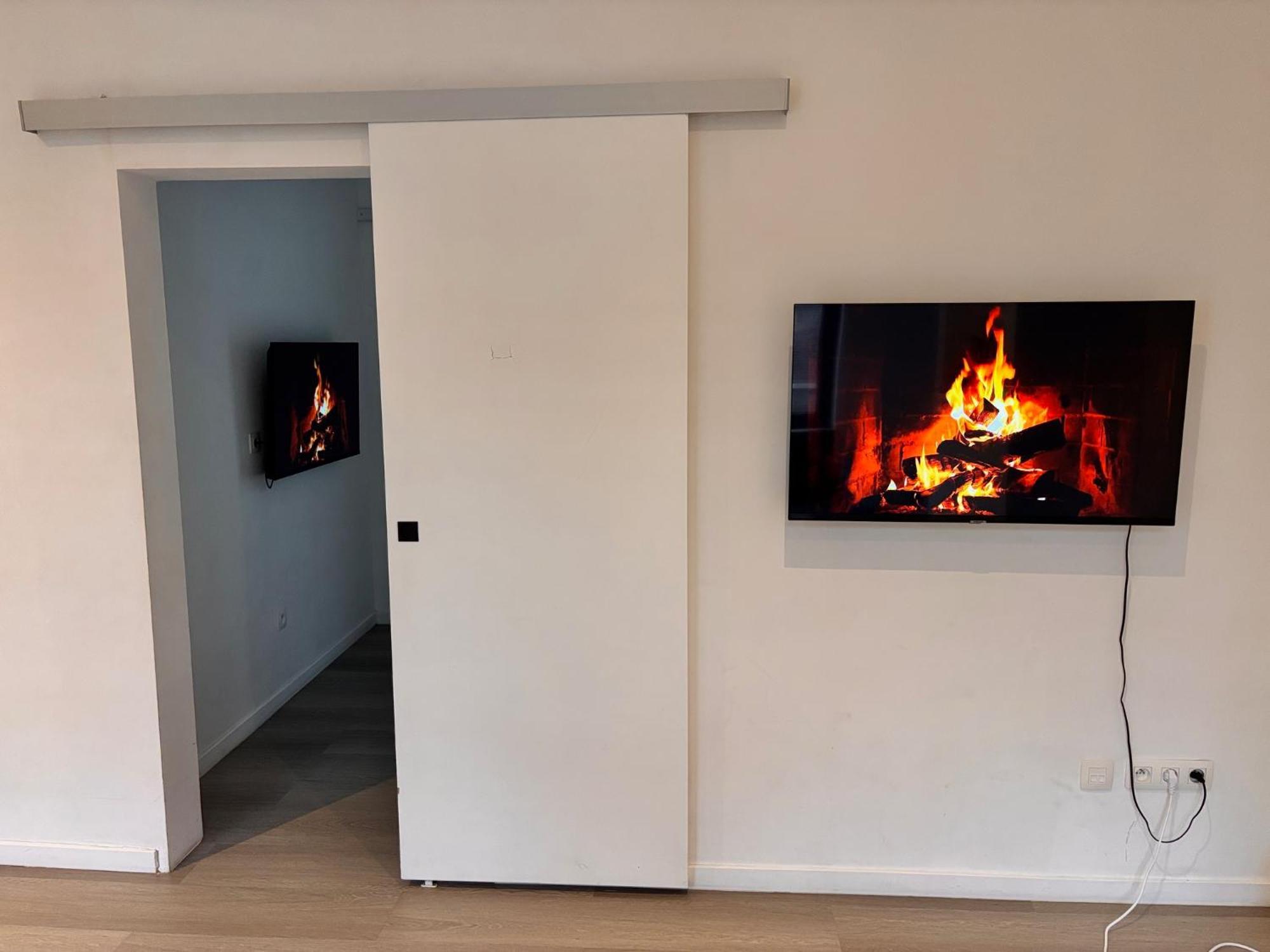 Foursuites Liege Luaran gambar