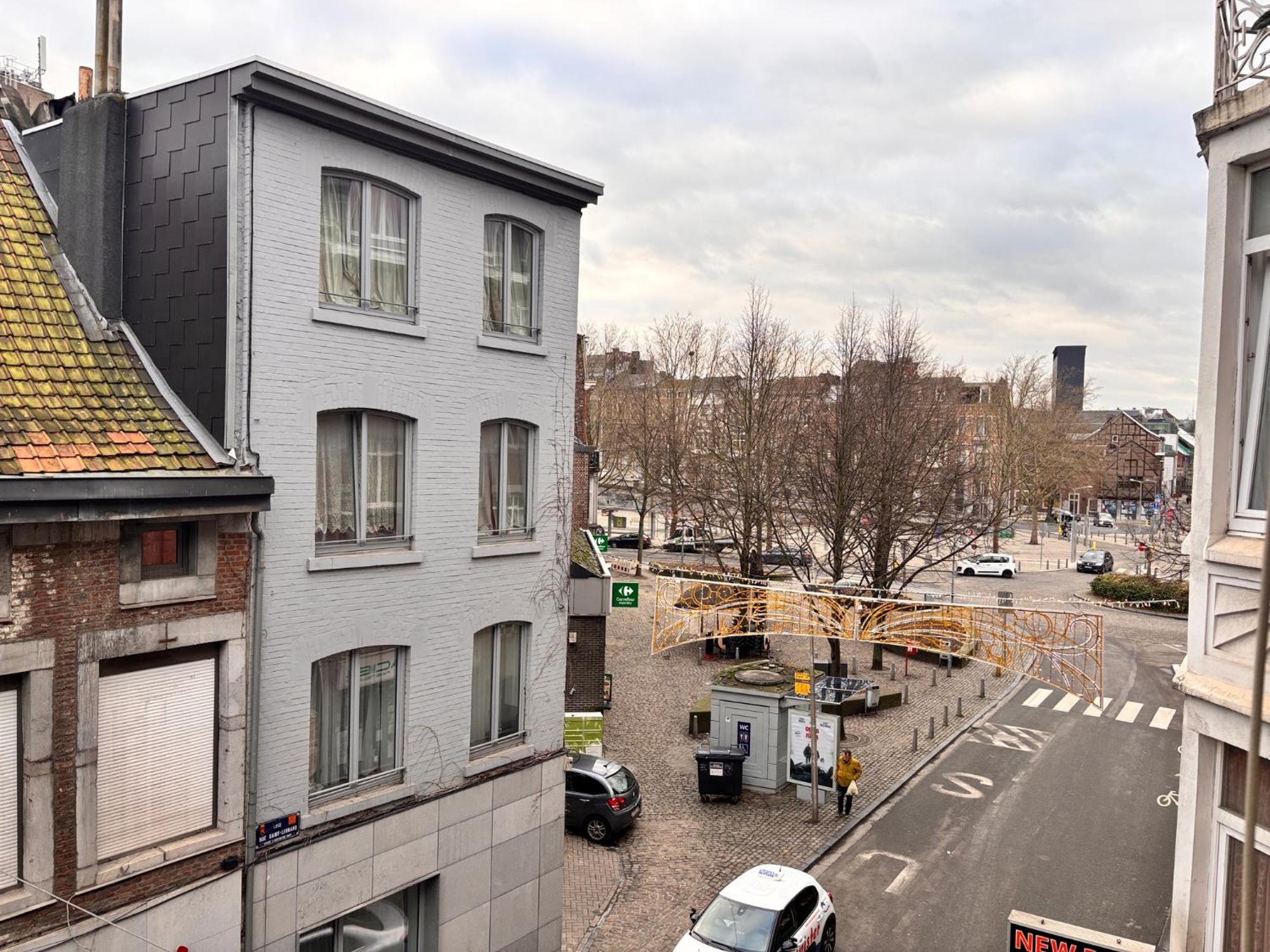 Foursuites Liege Luaran gambar